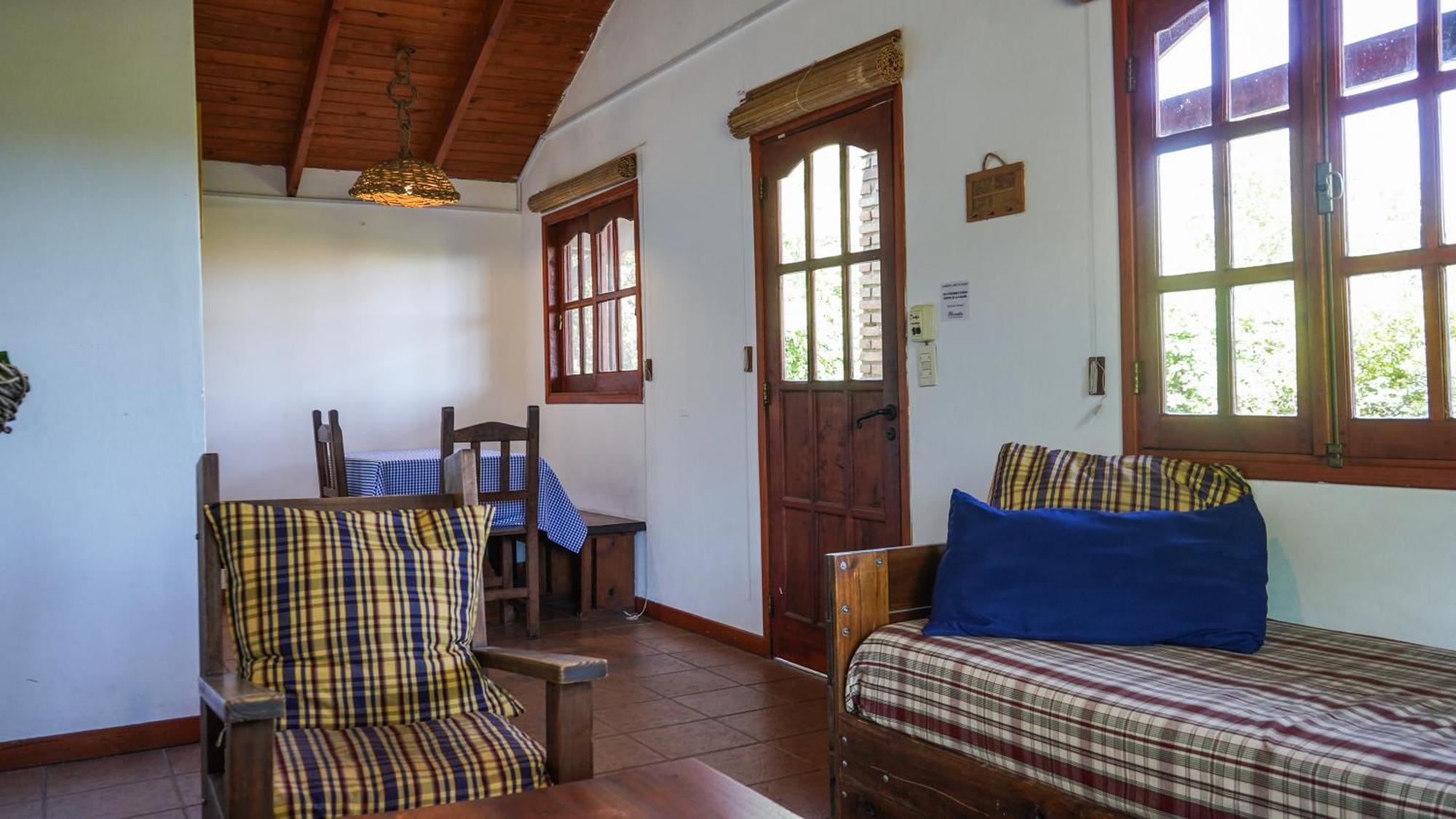 Lodge Mirasoles